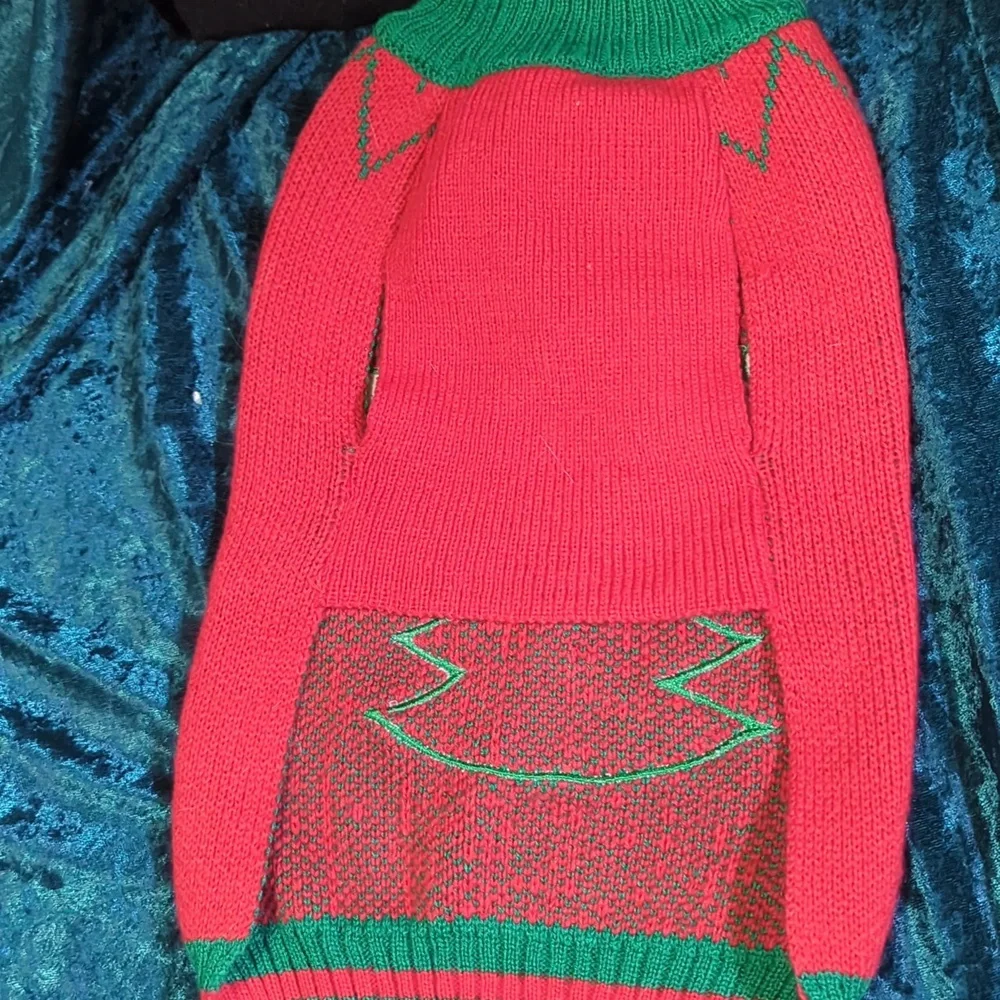 DOG SWEATER Christmas Festive Barking Around The Red/Green With Bells Sz L NWOT